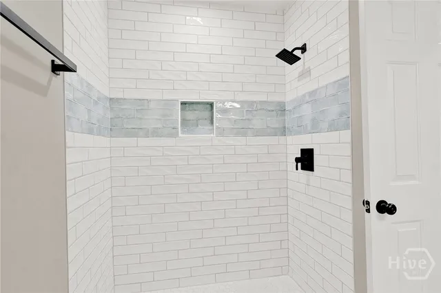 $699,000 | 5 Fletcher Lane, Savannah, GA 31411