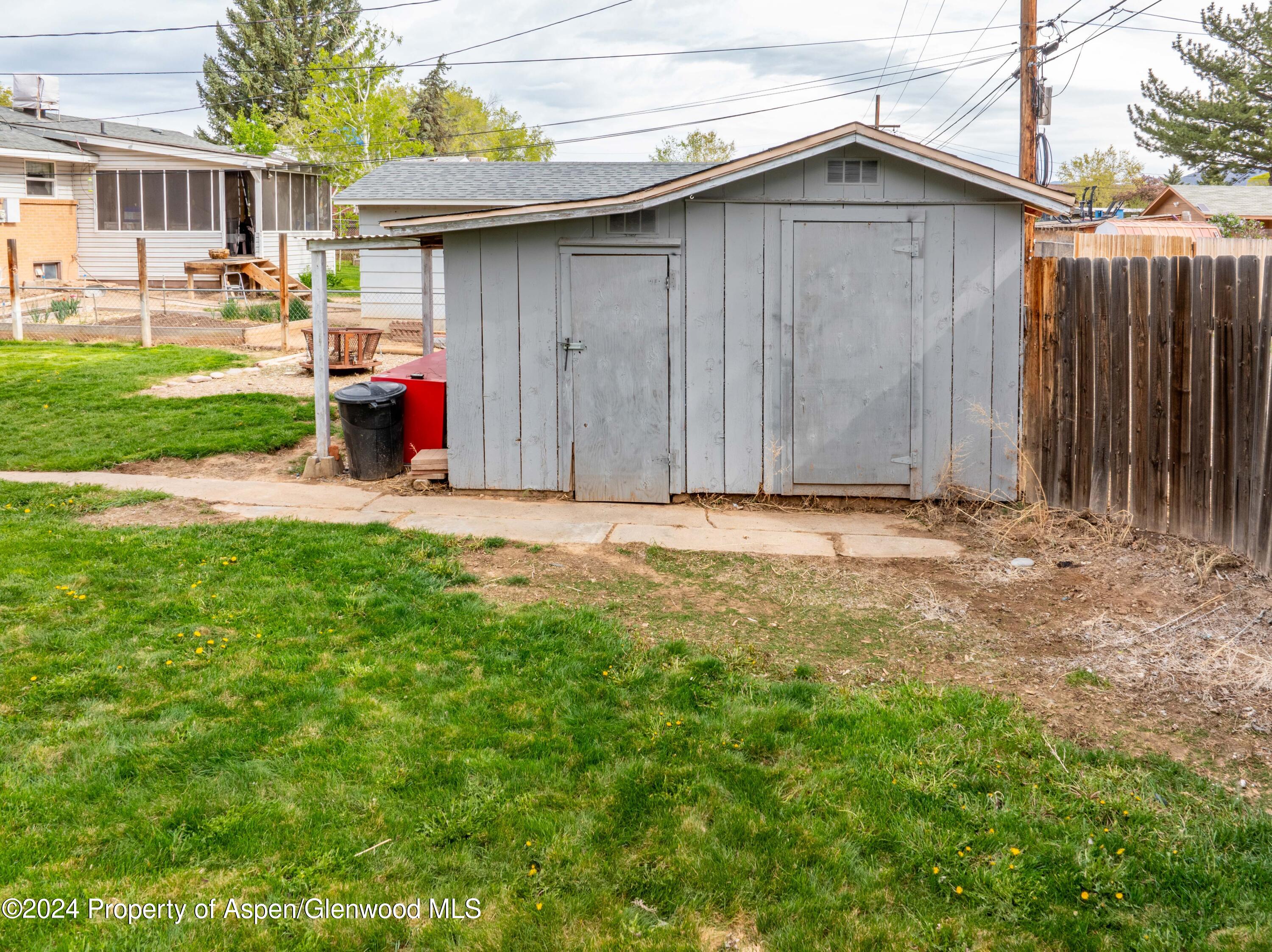 412 Elm Avenue Rifle, CO 81650 - Photo 13 of 17 7