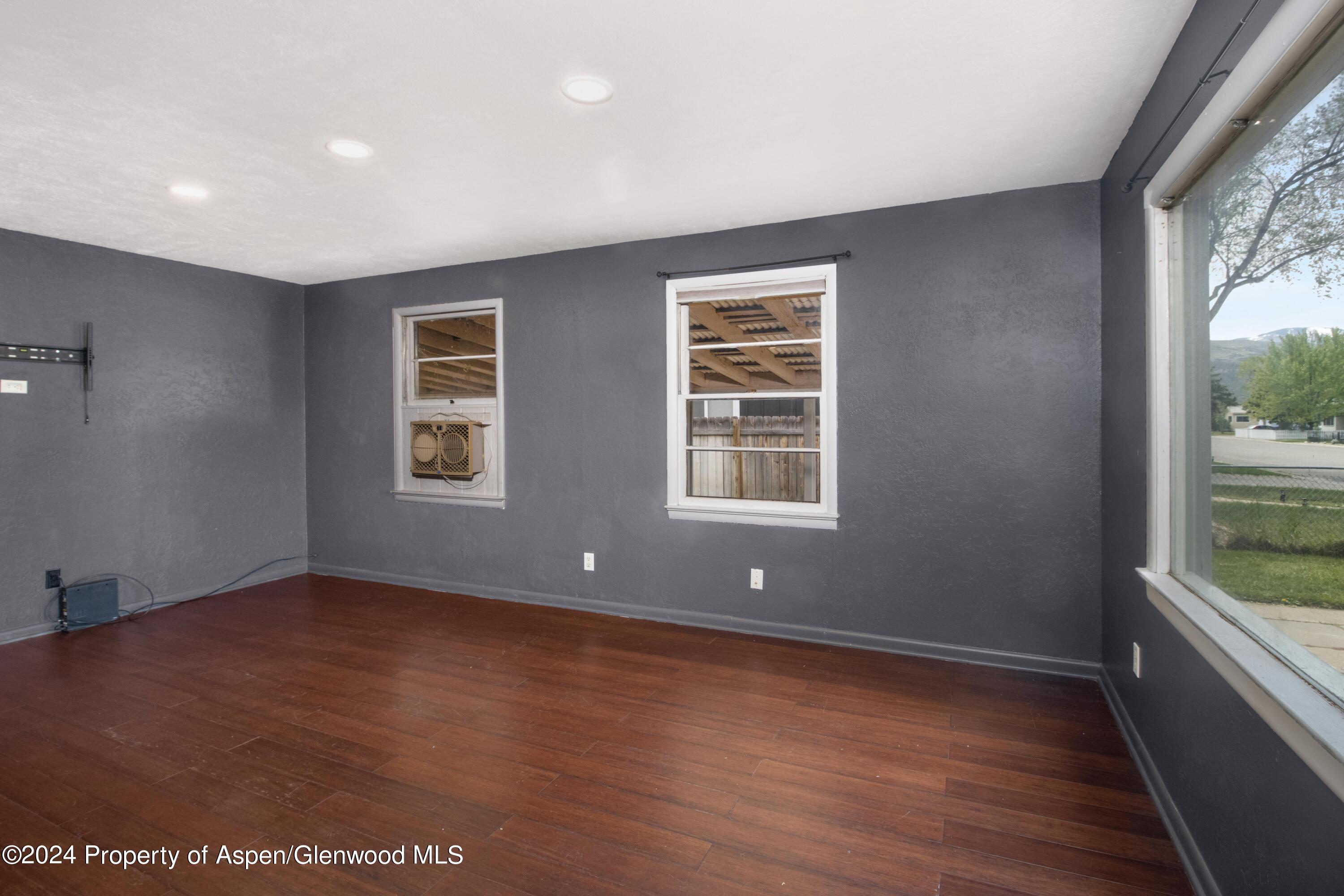 412 Elm Avenue Rifle, CO 81650 - Photo 4 of 17 3