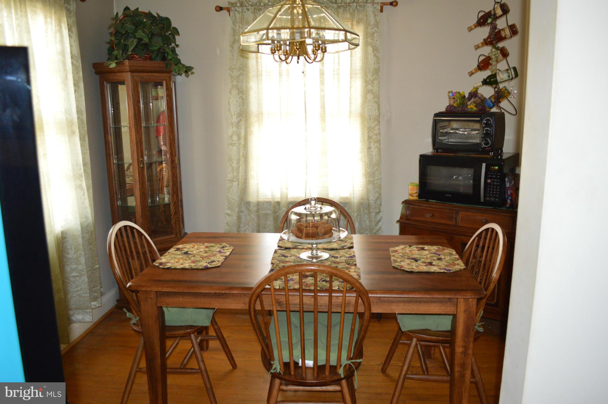 5100 Hagan Road Temple Hills, MD 20748 - Photo 5 of 12 Dining Room