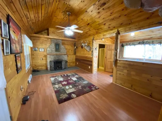 $155,000 | 19182 County Rd T Road, Blue River, WI 53518