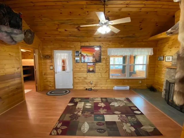 $155,000 | 19182 County Rd T Road, Blue River, WI 53518