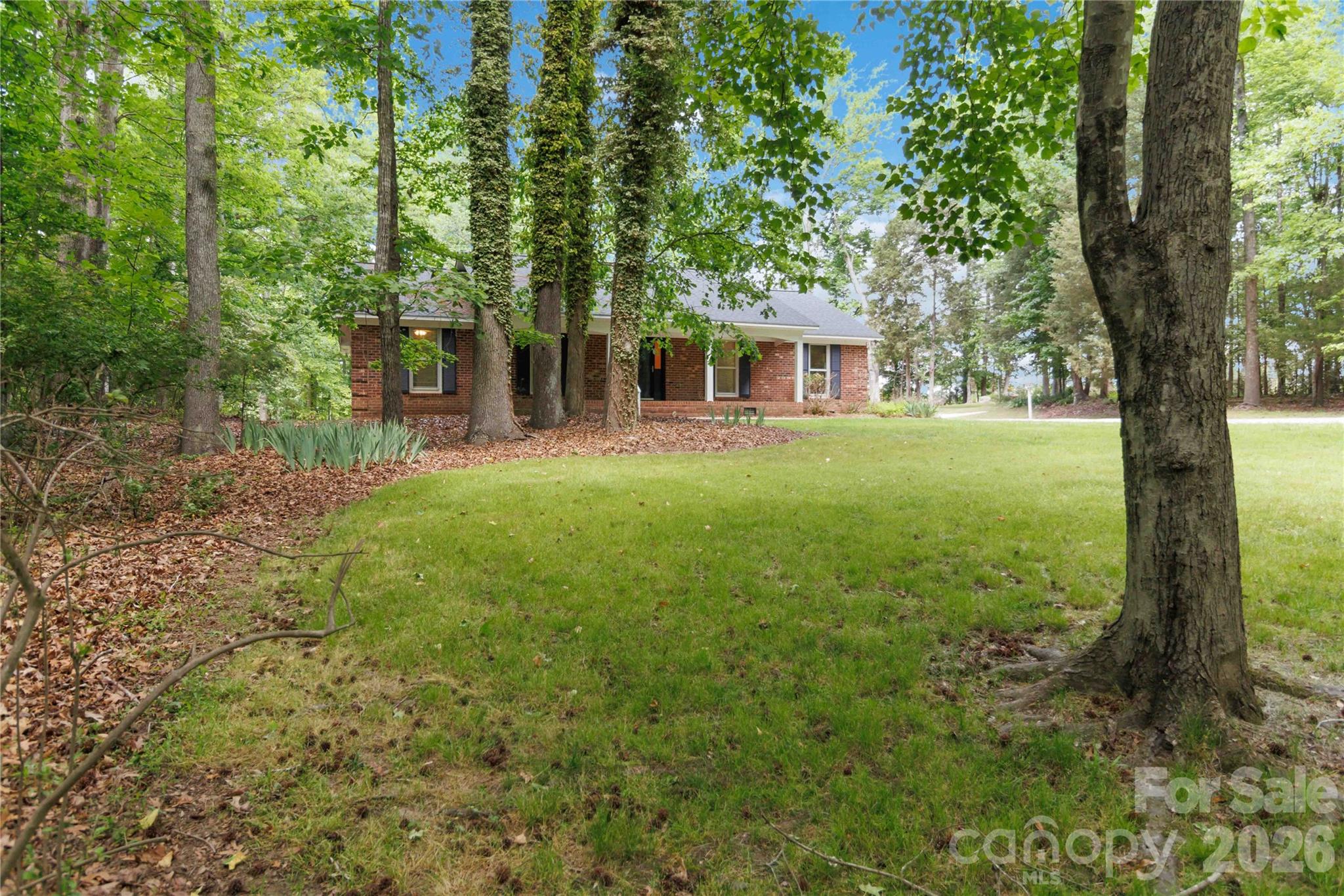 447 Partridge Place York, SC 29745 - Photo 3 of 34