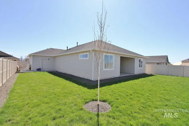 $524,990 | 3553 North Eleanor Way, Star, ID 83669