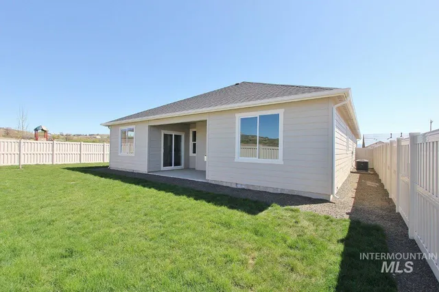 $524,990 | 3553 North Eleanor Way, Star, ID 83669