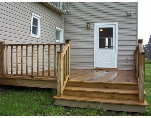 891 Rutledge Road Transfer, PA 16154 - Photo 4 of 15 Other. rear deck