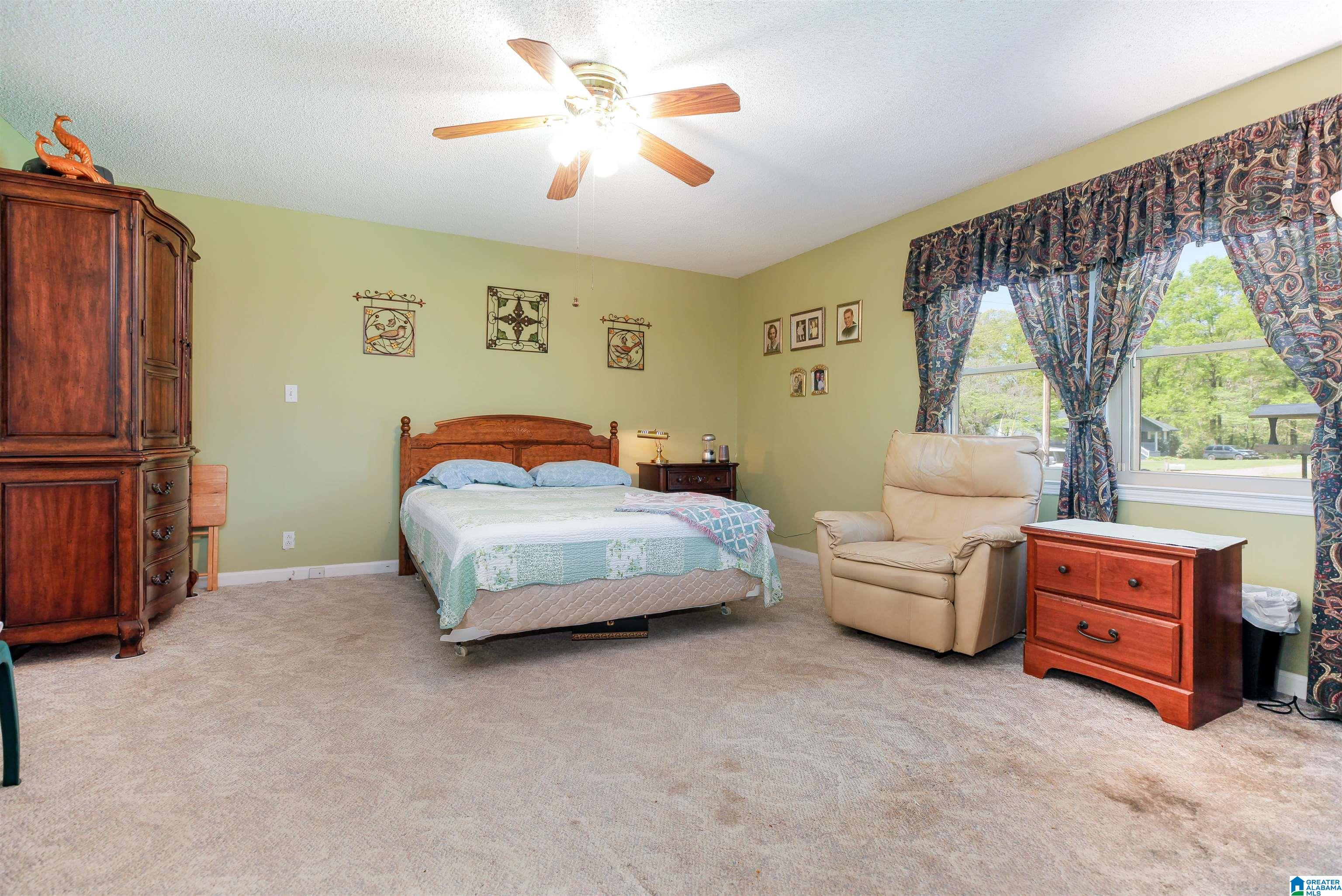 675 Rice Drive Bessemer, AL 35023 - Photo 4 of 29