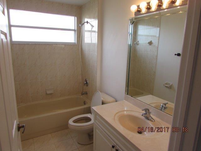 401 Southwest Parish Terrace Port St. Lucie, FL 34984 - Photo 24 of 29 IMG_5277