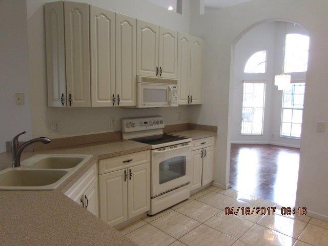 401 Southwest Parish Terrace Port St. Lucie, FL 34984 - Photo 8 of 29 IMG_5266