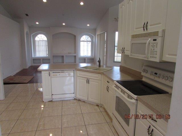 401 Southwest Parish Terrace Port St. Lucie, FL 34984 - Photo 9 of 29 IMG_5267