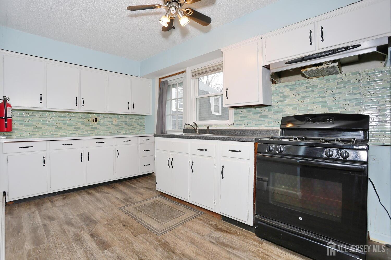 45 Sand Road Westwood, NJ 07675 - Photo 5 of 21