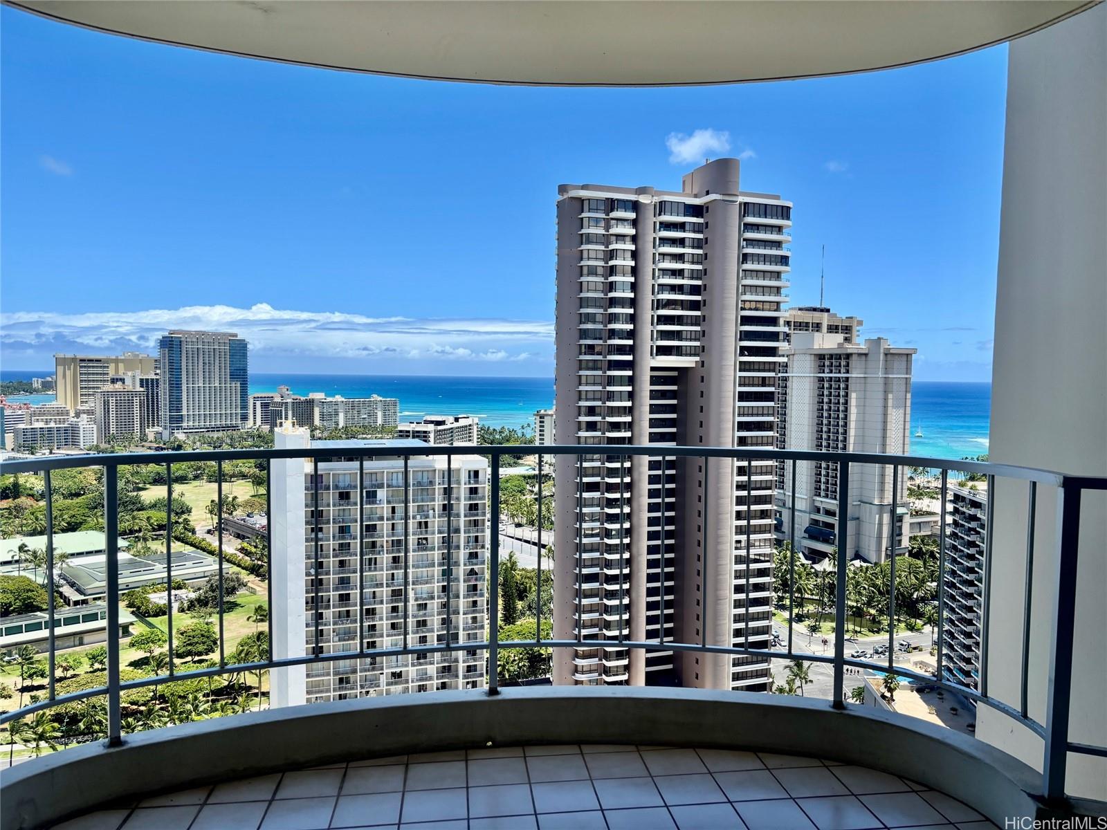 469 Ena Road, Unit 3007 Honolulu, HI 96815 - Photo 1 of 21