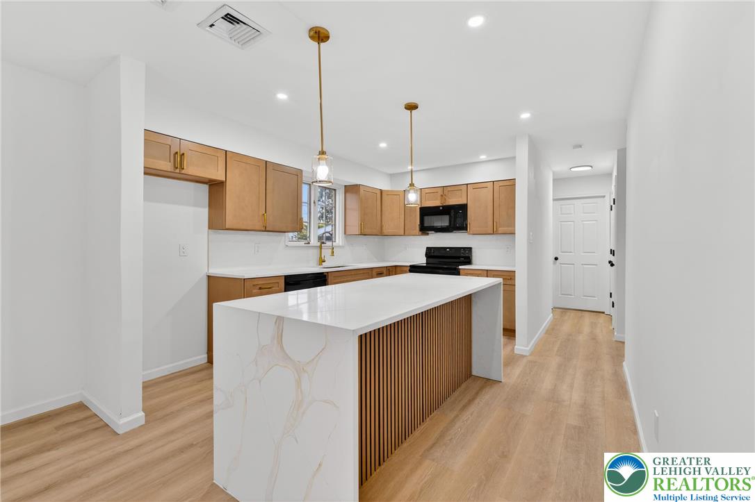 449 Elmhurst Avenue Bethlehem, PA 18017 - Photo 14 of 44