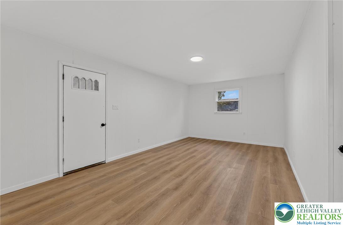 449 Elmhurst Avenue Bethlehem, PA 18017 - Photo 18 of 44