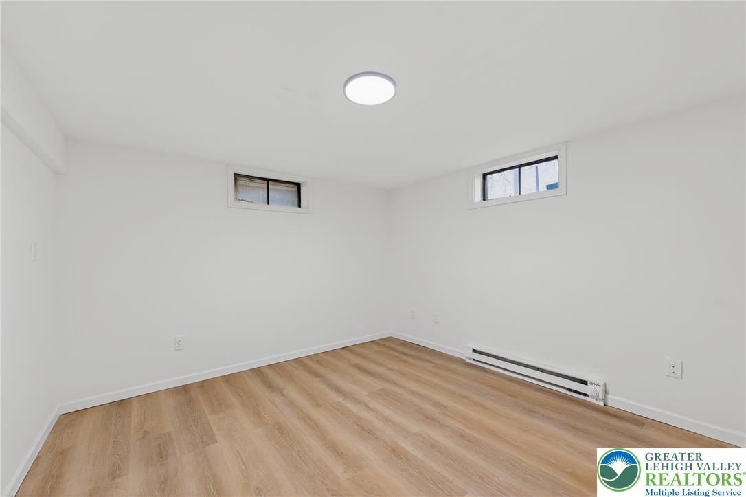 449 Elmhurst Avenue Bethlehem, PA 18017 - Photo 27 of 44