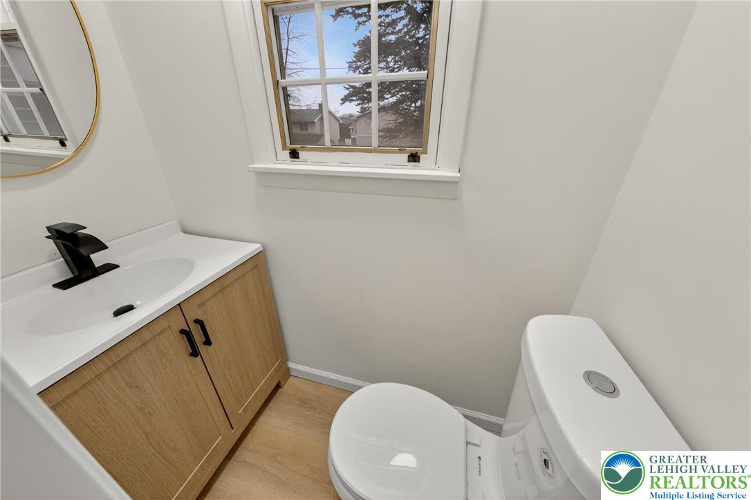 449 Elmhurst Avenue Bethlehem, PA 18017 - Photo 29 of 44