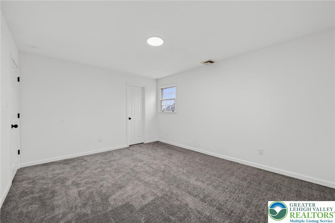 449 Elmhurst Avenue Bethlehem, PA 18017 - Photo 35 of 44