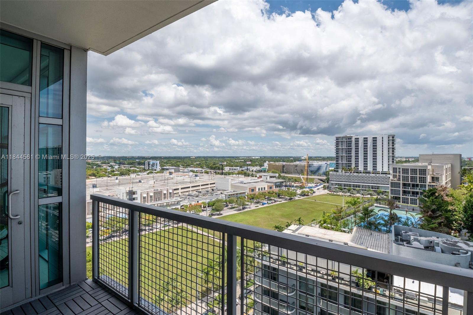 3301 Northeast 1st Avenue, Unit H1211 Miami, FL 33137 - Photo 17 of 37 a view of a balcony with city view