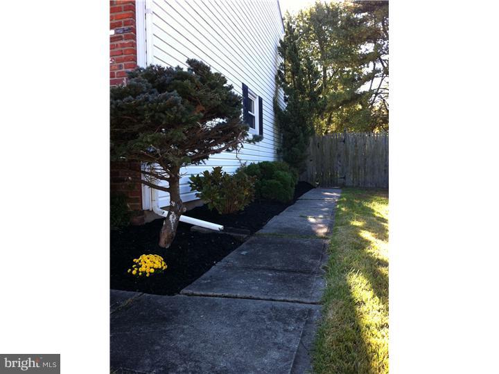 13 Hartford Road Clementon, NJ 08021 - Photo 14 of 15 Exterior Side