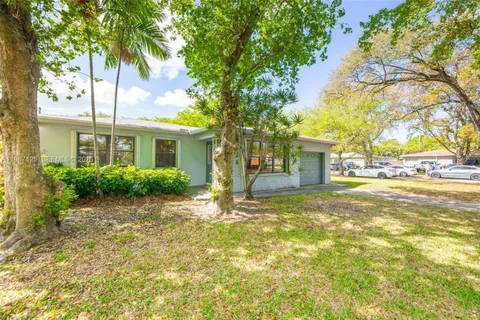 $550,000 | 5726 Madison Street, Hollywood, FL 33023
