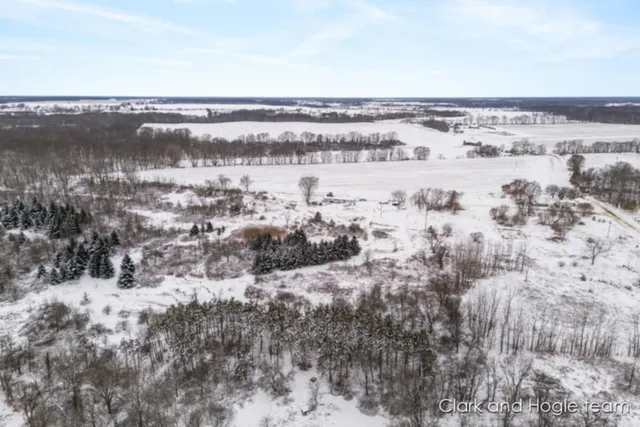 $77,000 | 11670 Jessup Road, Muir, MI 48860