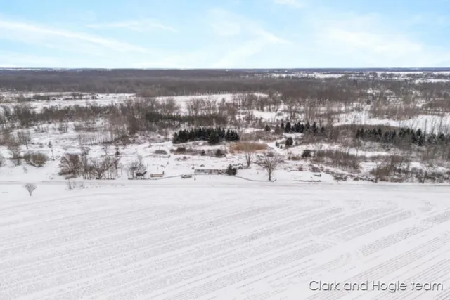 $77,000 | 11670 Jessup Road, Muir, MI 48860