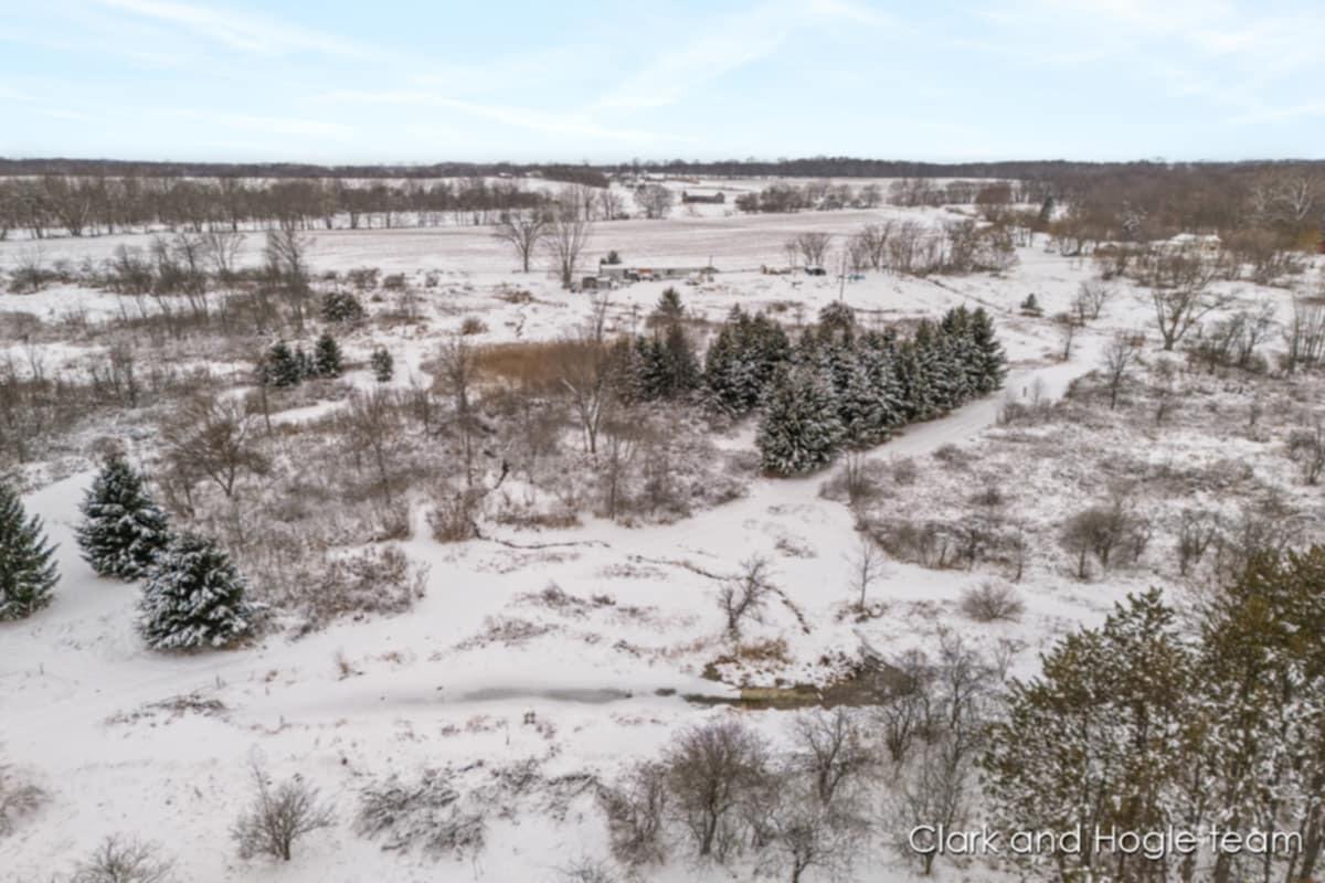 11670 Jessup Road Muir, MI 48860 - Photo 7 of 13 030dc166-3693-427b-bc85-1517e6ff8563