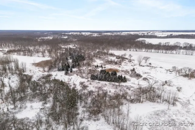 $77,000 | 11670 Jessup Road, Muir, MI 48860