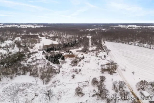 $77,000 | 11670 Jessup Road, Muir, MI 48860