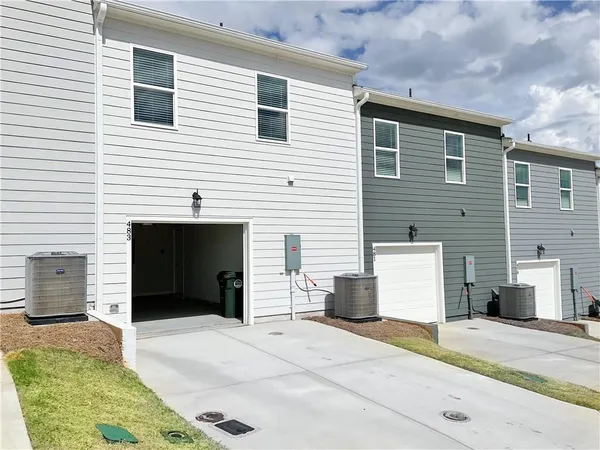 $2,350 | 483 Crown Drive, Cartersville, GA 30120