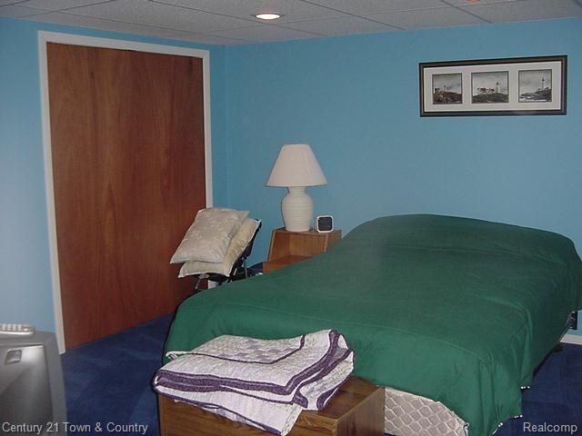 2185 Warrington Road Rochester, MI 48307 - Photo 13 of 16 Basement Bedroom