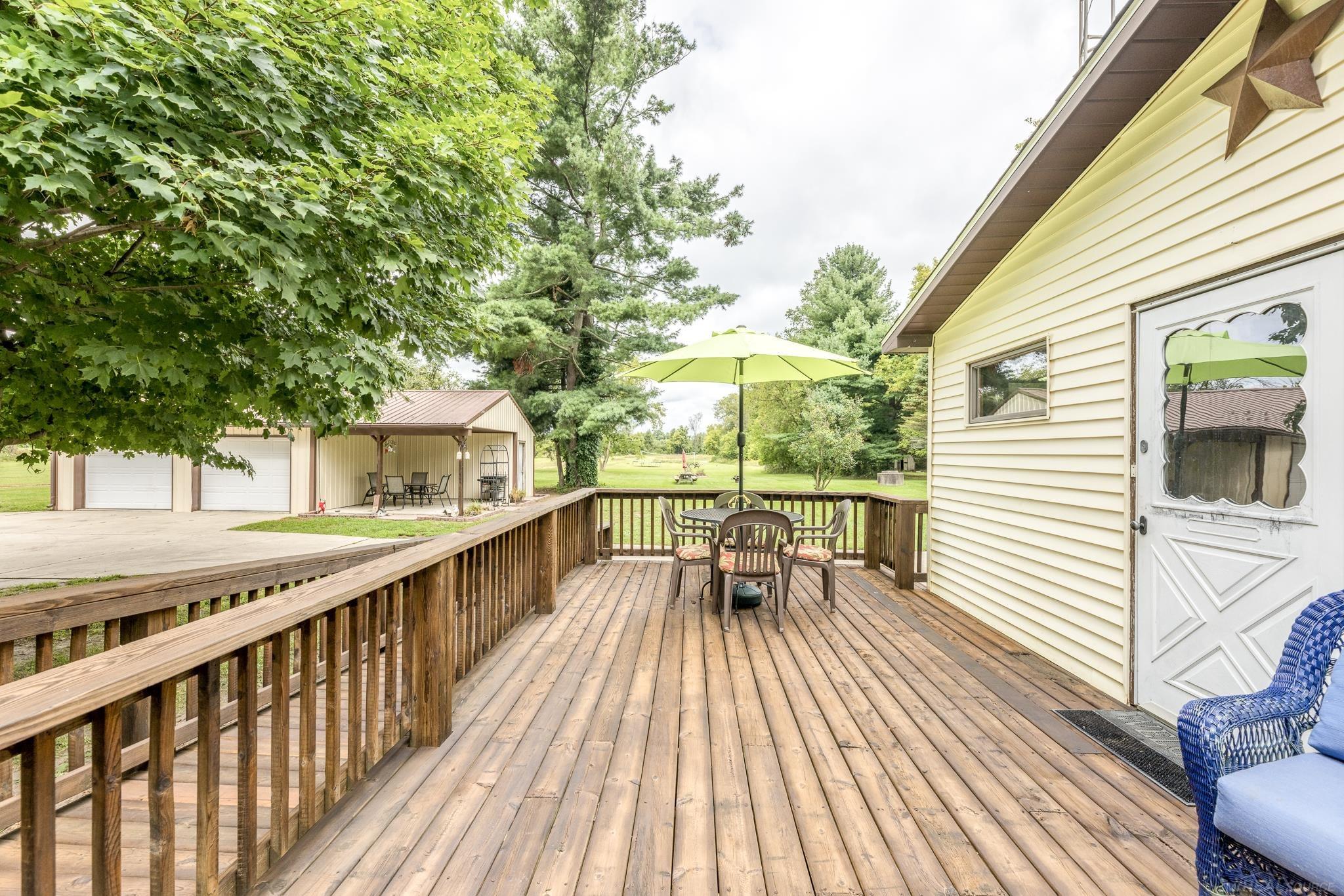 4543 Main Street Applegate, MI 48401 - Photo 35 of 53 Amazing West Side Deck