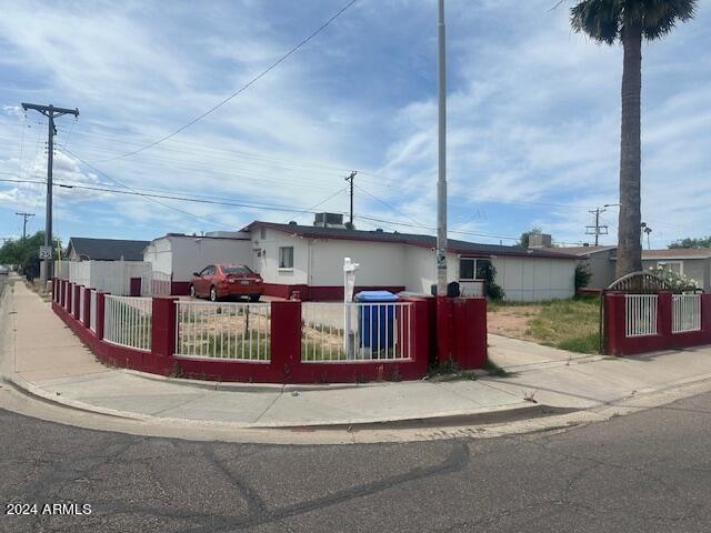 6101 West Osborn Road Phoenix, AZ 85033 - Photo 2 of 27 IMG_5003