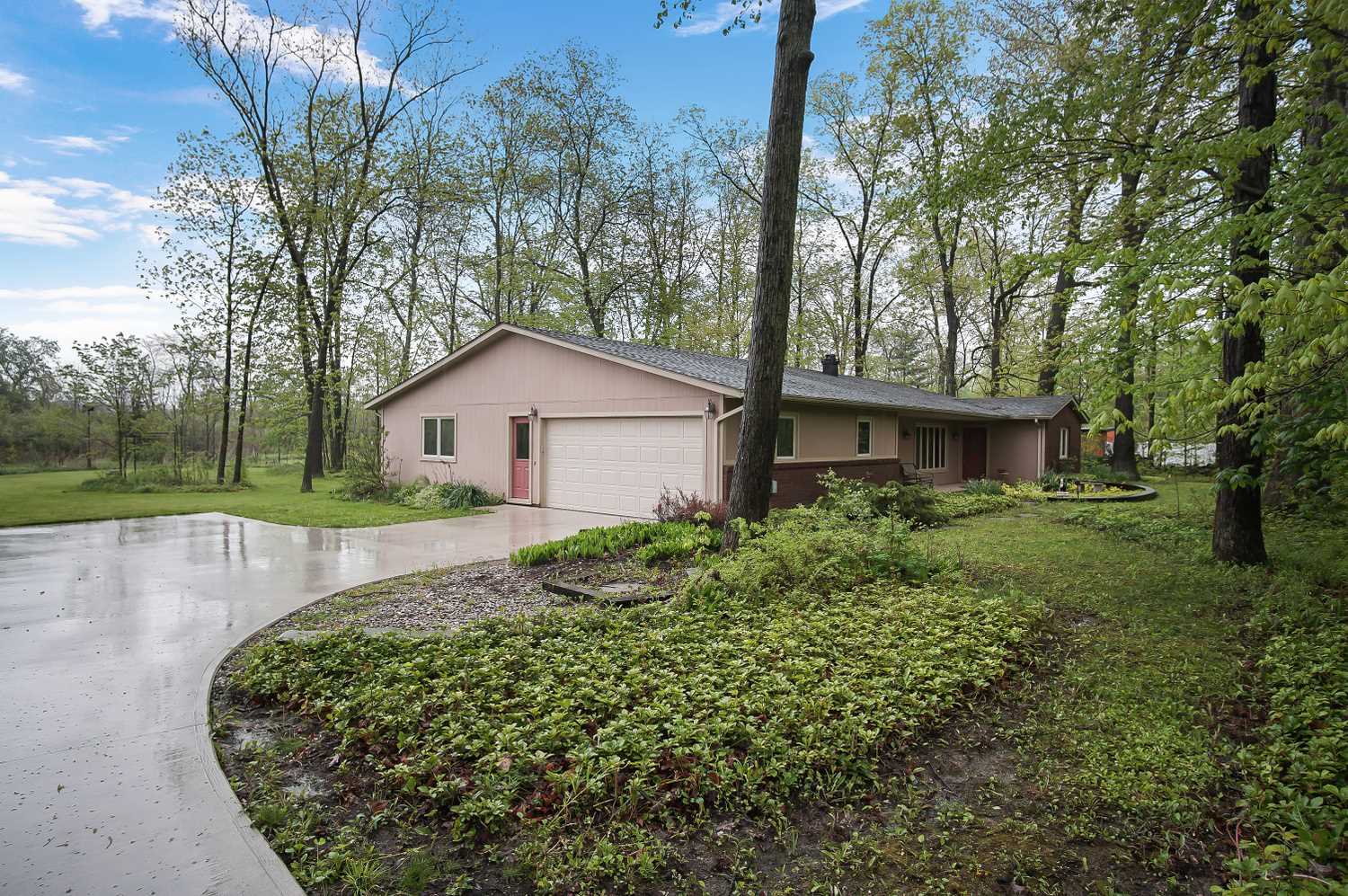 15912 Canyon Ridge Road Leo, IN 46765 - Photo 2 of 36