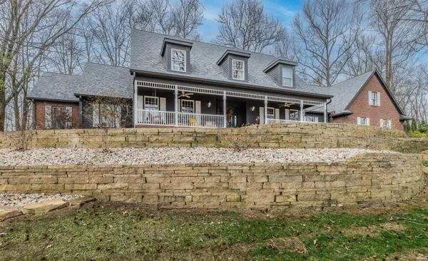 $750,000 | 10520 Wilmington Drive, Evansville, IN 47725