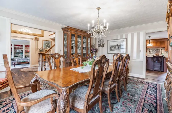 $750,000 | 10520 Wilmington Drive, Evansville, IN 47725