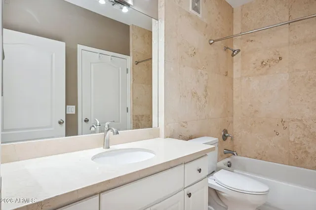 $1,900 | 1701 East Colter Street, Unit 416, Phoenix, AZ 85016