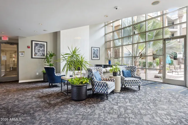 $1,900 | 1701 East Colter Street, Unit 416, Phoenix, AZ 85016