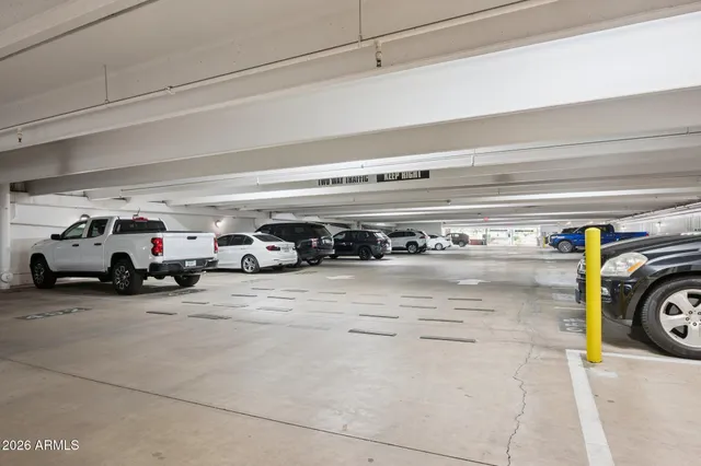 $1,900 | 1701 East Colter Street, Unit 416, Phoenix, AZ 85016