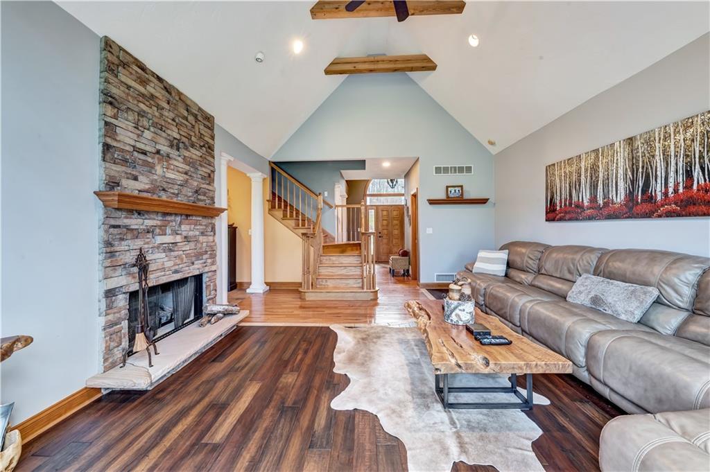 5624 Aiken Road McKees Rocks, PA 15136 - Photo 6 of 25