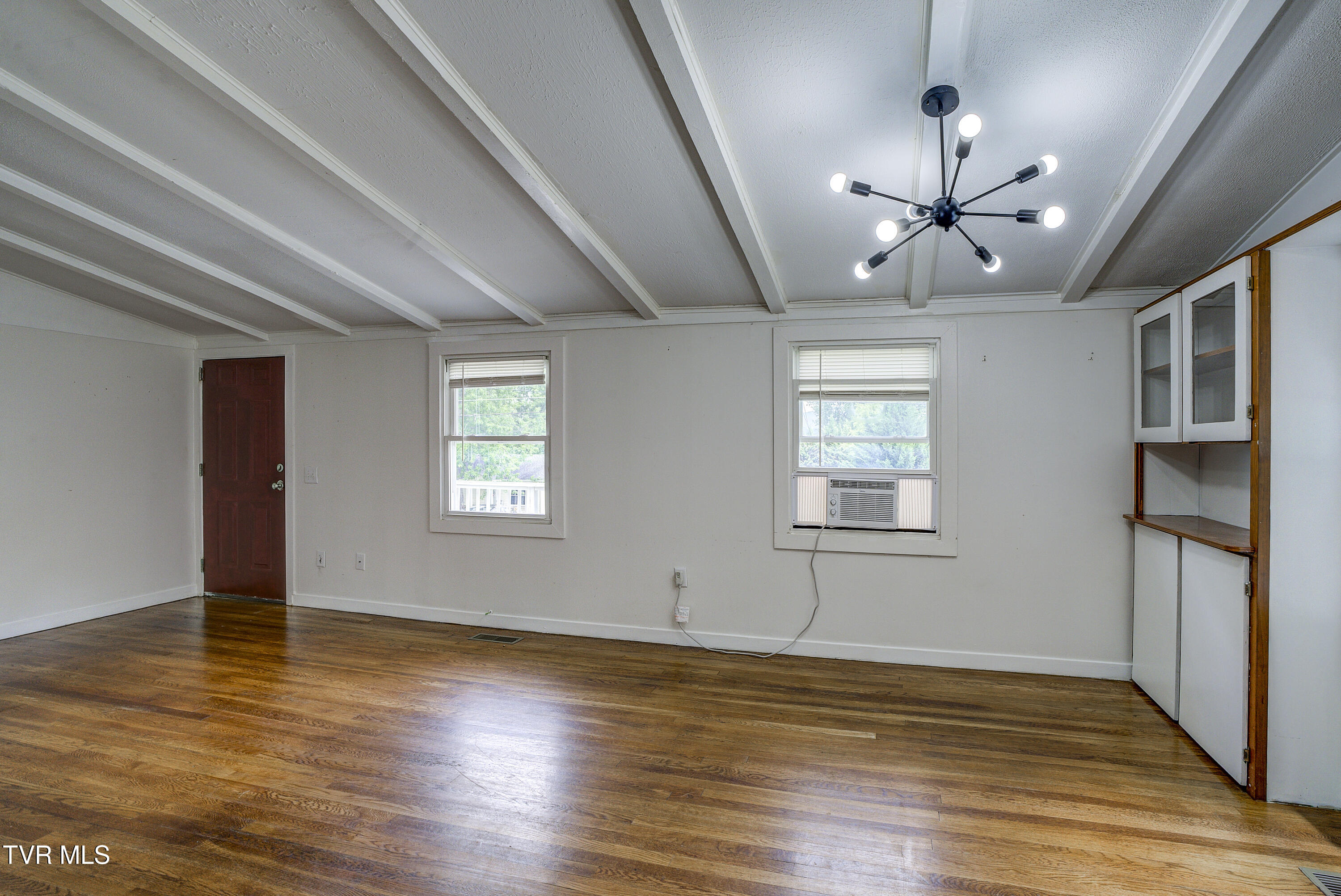 612 Trudy Street Elizabethton, TN 37643 - Photo 4 of 22 Trudy--8