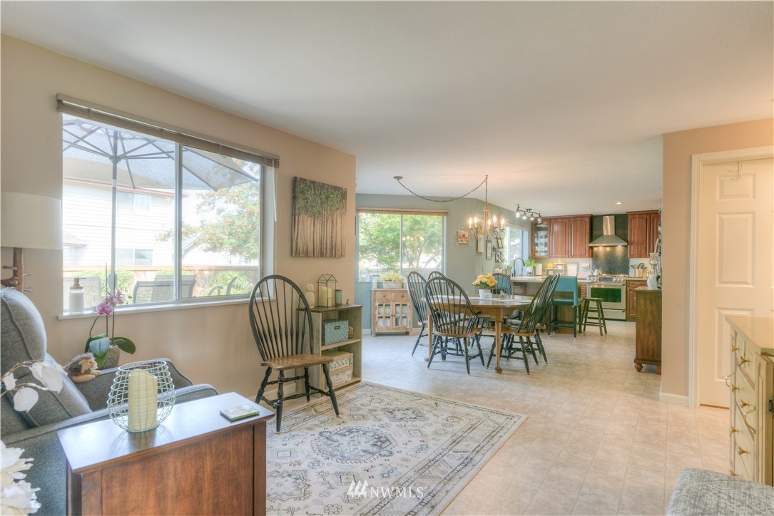 5909 Cherokee Loop Southeast Lacey, WA 98513 - Photo 12 of 35 Gallery Image 12