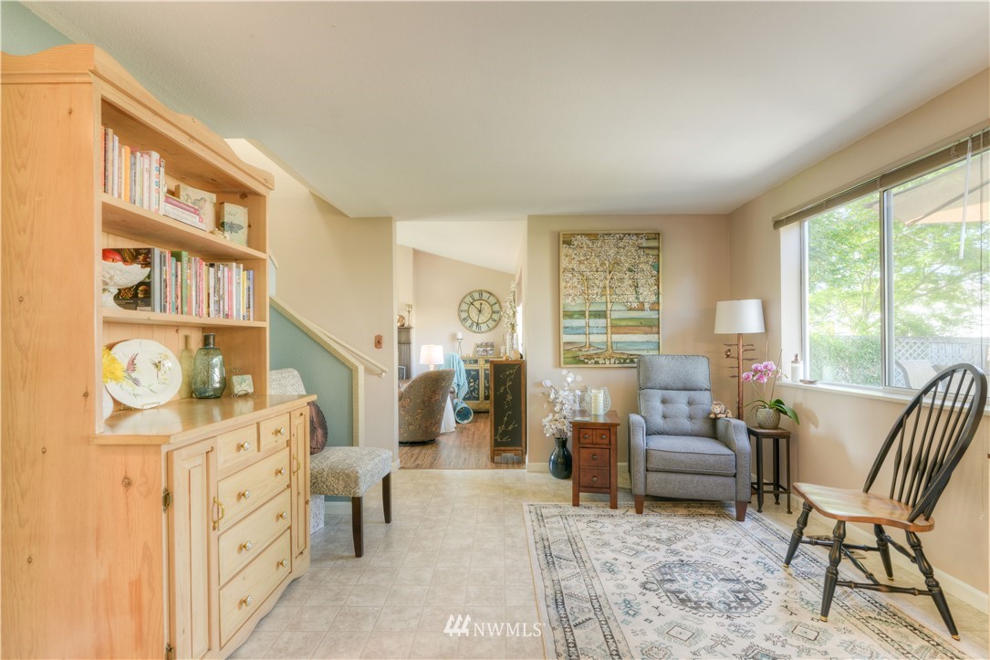 5909 Cherokee Loop Southeast Lacey, WA 98513 - Photo 13 of 35 Gallery Image 13