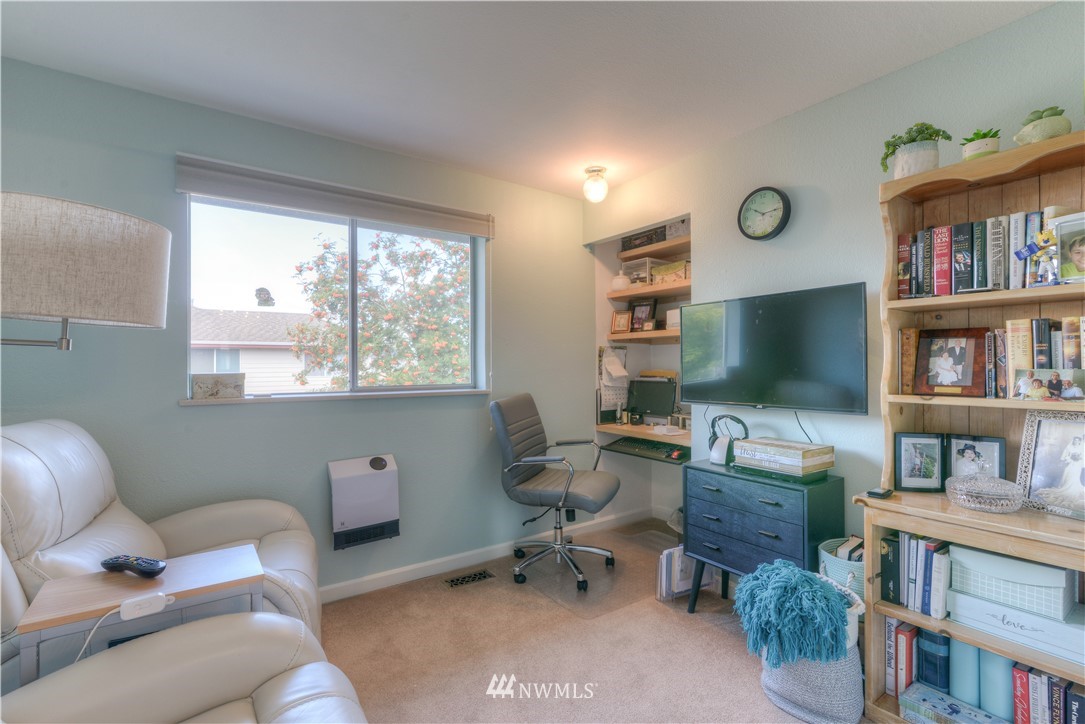 5909 Cherokee Loop Southeast Lacey, WA 98513 - Photo 20 of 35 Gallery Image 20