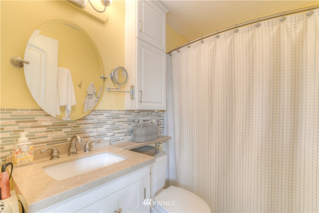 5909 Cherokee Loop Southeast Lacey, WA 98513 - Photo 28 of 35 Gallery Image 28