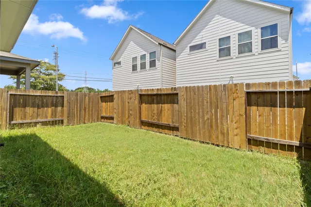 $299,000 | 4426 Ibiza Lane, Houston, TX 77045