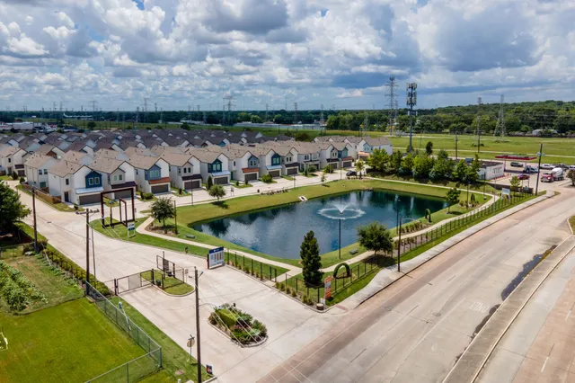 $299,000 | 4426 Ibiza Lane, Houston, TX 77045