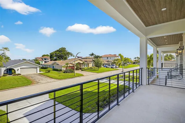 $4,195,000 | 2050 Hawaii Avenue Northeast, St. Petersburg, FL 33703