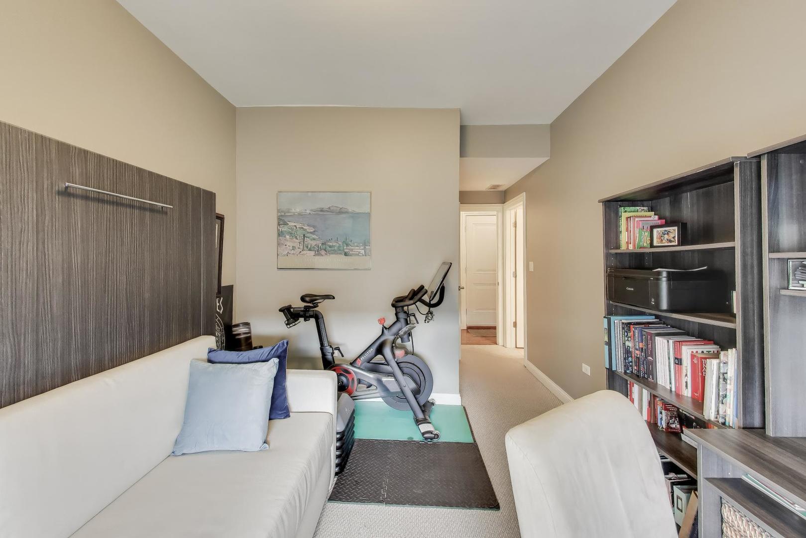 1624 West Grace Street, Unit 3 Chicago, IL 60613 - Photo 12 of 15