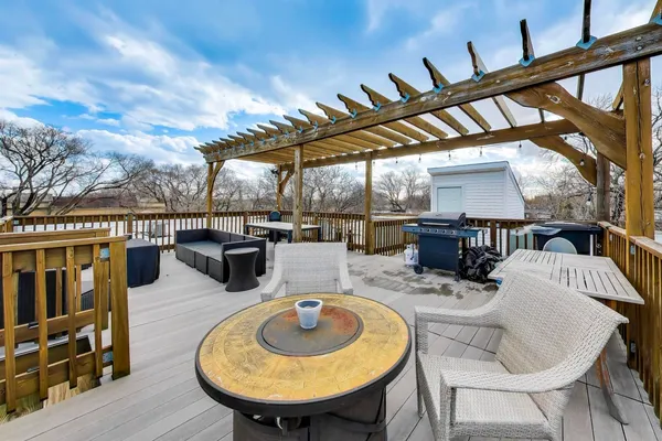 $464,900 | 1624 West Grace Street, Unit 3, Chicago, IL 60613